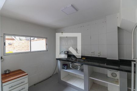 Casa de condomínio para alugar com 84m², 3 quartos e 2 vagasCozinha