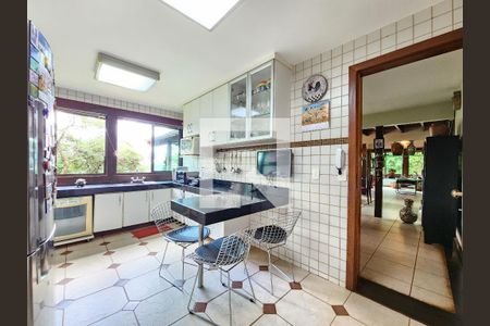 Cozinha de casa de condomínio à venda com 3 quartos, 900m² em Passárgada, Nova Lima