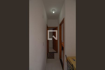 Corredor de apartamento para alugar com 2 quartos, 40m² em Vila Antonieta, São Paulo