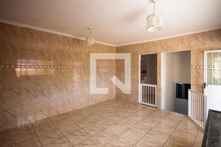 Casa para alugar com 300m², 3 quartos e 6 vagas Casa para alugar com 300m², 3 quartos e 6 vagasCozinha