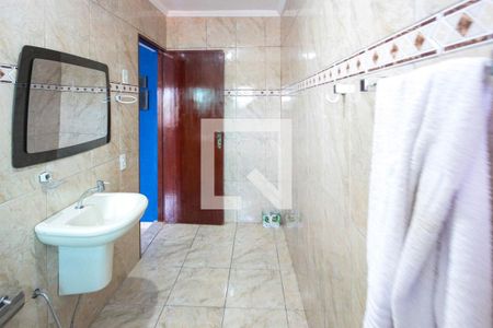 Casa para alugar com 300m², 3 quartos e 6 vagas Casa para alugar com 300m², 3 quartos e 6 vagasBanheiro da Suite