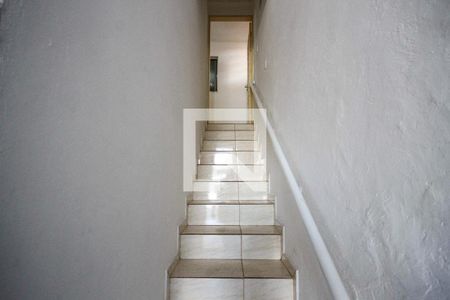 Casa para alugar com 300m², 3 quartos e 6 vagas Casa para alugar com 300m², 3 quartos e 6 vagasescada de entrada