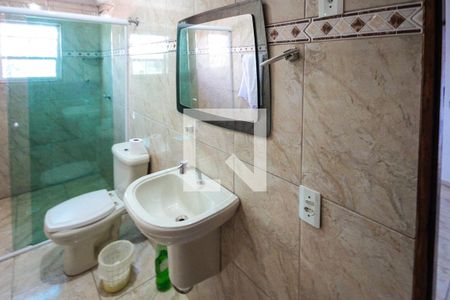 Casa para alugar com 300m², 3 quartos e 6 vagas Casa para alugar com 300m², 3 quartos e 6 vagasBanheiro da Suite