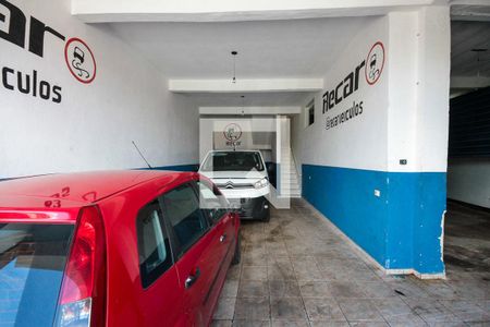 Casa para alugar com 300m², 3 quartos e 6 vagas Casa para alugar com 300m², 3 quartos e 6 vagasGaragem
