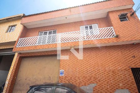 Casa para alugar com 300m², 3 quartos e 6 vagas Casa para alugar com 300m², 3 quartos e 6 vagasFachada
