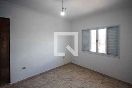 Suite de casa para alugar com 3 quartos, 300m² em Parque São Rafael, São Paulo