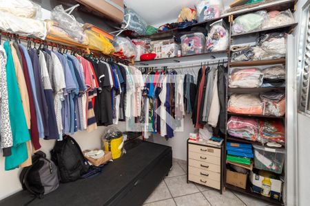 Quarto 2 (Casa 1) de casa para alugar com 3 quartos, 120m² em Vila Carrao, São Paulo