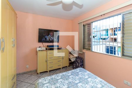 Quarto 1 (Casa 1) de casa para alugar com 3 quartos, 120m² em Vila Carrao, São Paulo