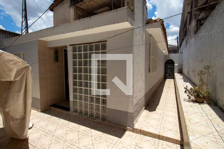 Casa à venda com 331m², 2 quartos e 2 vagasÁrea de Serviço