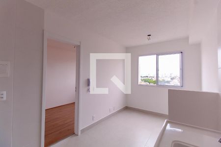 Sala/Cozinha de apartamento para alugar com 1 quarto, 27m² em Vila Claudia, São Paulo