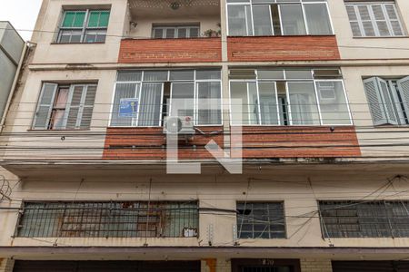 Apartamento à venda com 74m², 2 quartos e sem vaga Apartamento à venda com 74m², 2 quartos e sem vagaFachada