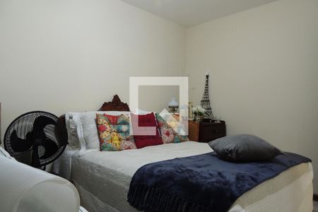 Casa de condomínio à venda com 346m², 3 quartos e 2 vagasQuarto 4