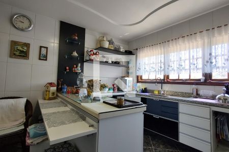 Casa de condomínio à venda com 346m², 3 quartos e 2 vagas Casa de condomínio à venda com 346m², 3 quartos e 2 vagasCozinha - Armários