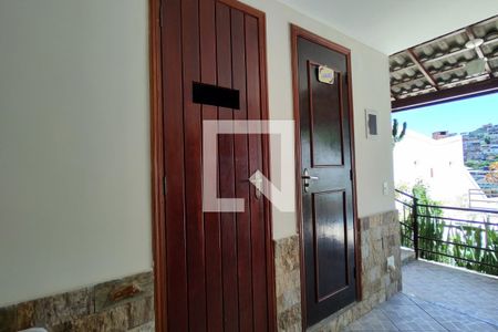 Casa de condomínio à venda com 346m², 3 quartos e 2 vagas Casa de condomínio à venda com 346m², 3 quartos e 2 vagasSauna e Banheiro