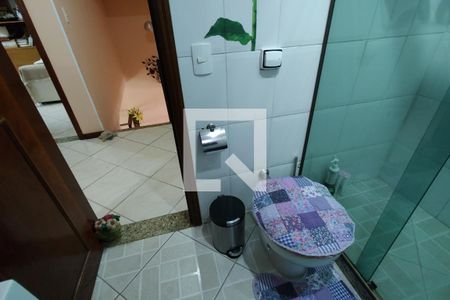 Casa de condomínio à venda com 346m², 3 quartos e 2 vagas Casa de condomínio à venda com 346m², 3 quartos e 2 vagasBanheiro Social