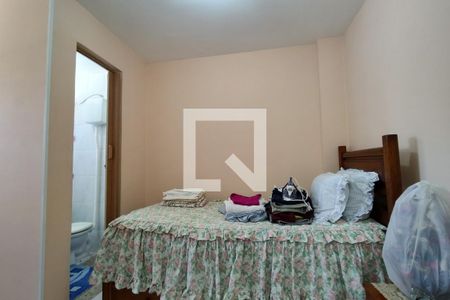 Casa de condomínio à venda com 346m², 3 quartos e 2 vagas Casa de condomínio à venda com 346m², 3 quartos e 2 vagasQuarto de Serviço