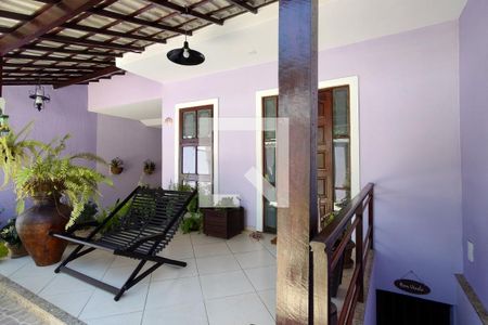 Casa de condomínio à venda com 346m², 3 quartos e 2 vagas Casa de condomínio à venda com 346m², 3 quartos e 2 vagasVaranda