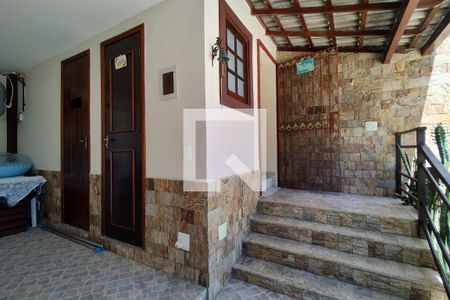 Casa de condomínio à venda com 346m², 3 quartos e 2 vagas Casa de condomínio à venda com 346m², 3 quartos e 2 vagasSauna