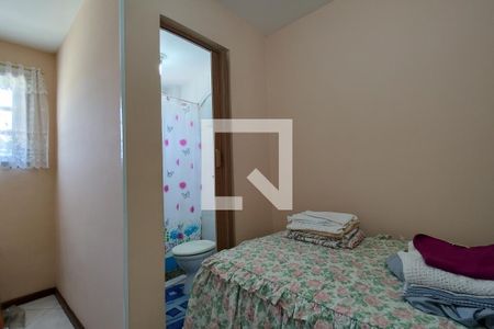 Casa de condomínio à venda com 346m², 3 quartos e 2 vagas Casa de condomínio à venda com 346m², 3 quartos e 2 vagasQuarto de Serviço