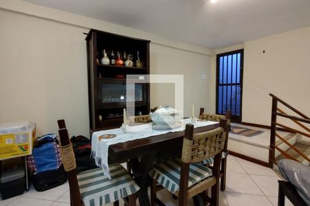 Casa de condomínio à venda com 346m², 3 quartos e 2 vagas Casa de condomínio à venda com 346m², 3 quartos e 2 vagasSala 3