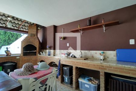 Casa de condomínio à venda com 346m², 3 quartos e 2 vagas Casa de condomínio à venda com 346m², 3 quartos e 2 vagasChurrasqueira