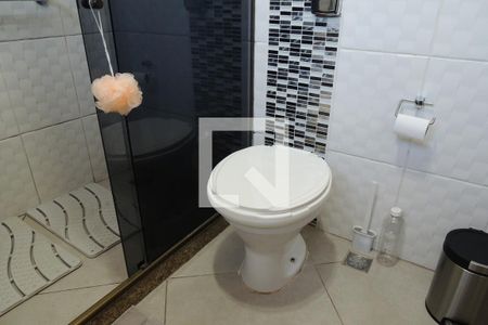 Casa de condomínio à venda com 346m², 3 quartos e 2 vagasBanheiro da Suíte 1