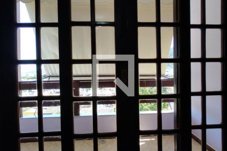 Casa de condomínio à venda com 346m², 3 quartos e 2 vagas Casa de condomínio à venda com 346m², 3 quartos e 2 vagasVaranda do Quarto 3