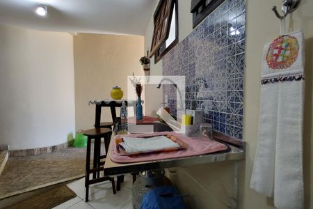 Casa de condomínio à venda com 346m², 3 quartos e 2 vagas Casa de condomínio à venda com 346m², 3 quartos e 2 vagasCopa