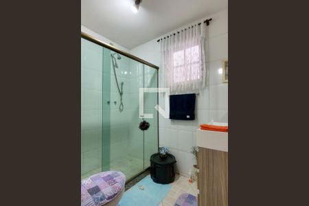 Casa de condomínio à venda com 346m², 3 quartos e 2 vagas Casa de condomínio à venda com 346m², 3 quartos e 2 vagasBanheiro Social