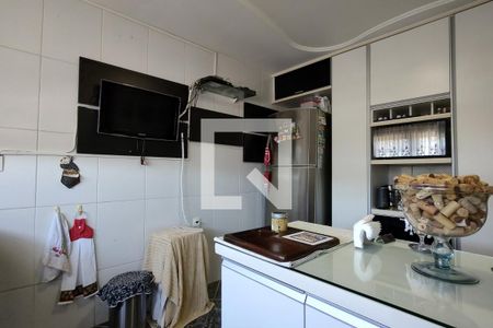 Casa de condomínio à venda com 346m², 3 quartos e 2 vagas Casa de condomínio à venda com 346m², 3 quartos e 2 vagasCozinha - Armários