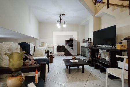 Casa de condomínio à venda com 346m², 3 quartos e 2 vagas Casa de condomínio à venda com 346m², 3 quartos e 2 vagasSala 4