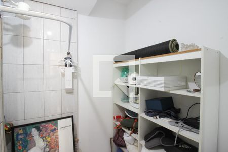 Apartamento à venda com 105m², 3 quartos e 2 vagas Apartamento à venda com 105m², 3 quartos e 2 vagasBanheiro de serviço