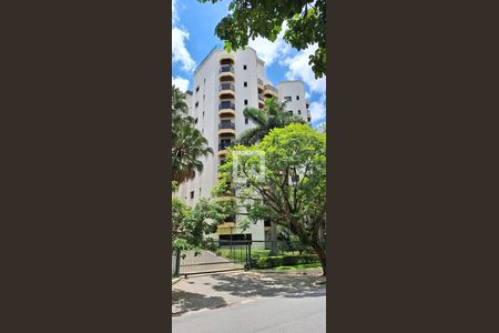 Apartamento à venda com 105m², 3 quartos e 2 vagas Apartamento à venda com 105m², 3 quartos e 2 vagasFachada