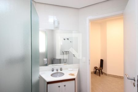 Apartamento à venda com 105m², 3 quartos e 2 vagas Apartamento à venda com 105m², 3 quartos e 2 vagasBanheiro 1