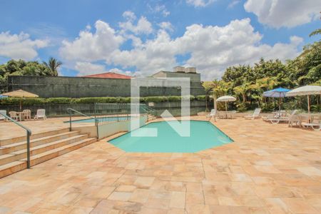 Apartamento à venda com 105m², 3 quartos e 2 vagas Apartamento à venda com 105m², 3 quartos e 2 vagasÁrea comum - Piscina