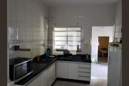 Casa à venda com 360m², 3 quartos e 2 vagas