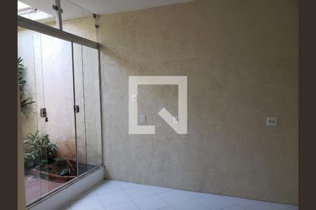 Casa à venda com 360m², 3 quartos e 2 vagas