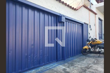 Casa à venda com 3 quartos, 360m² em Santa Mônica, Belo Horizonte