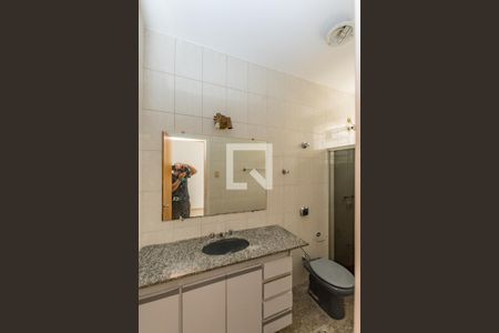 Casa para alugar com 240m², 3 quartos e 4 vagas Casa para alugar com 240m², 3 quartos e 4 vagasBanheiro da Suíte