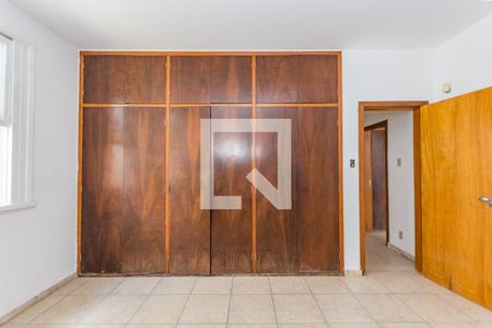 Casa para alugar com 240m², 3 quartos e 4 vagas Casa para alugar com 240m², 3 quartos e 4 vagasQuarto 2