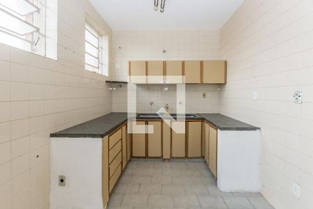 Casa para alugar com 240m², 3 quartos e 4 vagas Casa para alugar com 240m², 3 quartos e 4 vagasCozinha