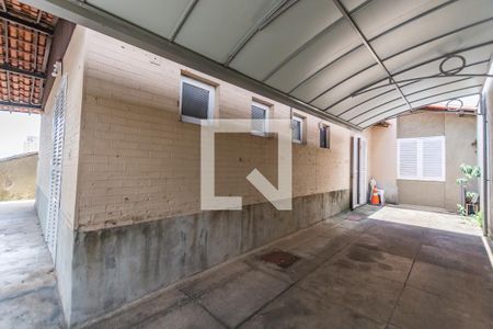 Casa para alugar com 240m², 3 quartos e 4 vagas Casa para alugar com 240m², 3 quartos e 4 vagasGaragem