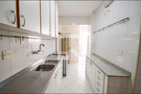 Apartamento à venda com 105m², 2 quartos e 1 vagaCozinha