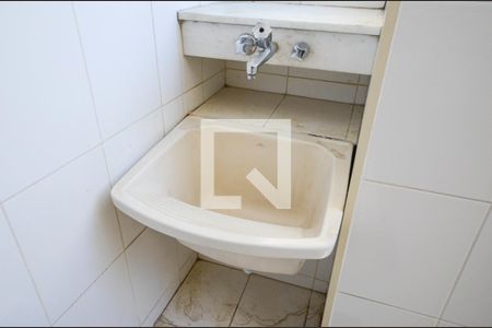 Apartamento à venda com 105m², 2 quartos e 1 vagaÁrea de Serviço