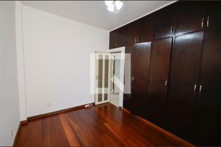 Apartamento à venda com 105m², 2 quartos e 1 vagaQuarto 2