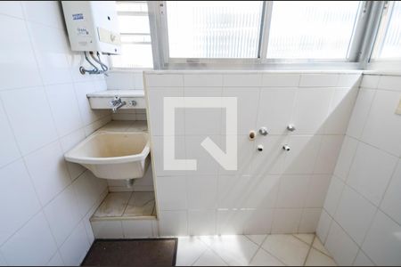 Apartamento à venda com 105m², 2 quartos e 1 vagaÁrea de Serviço