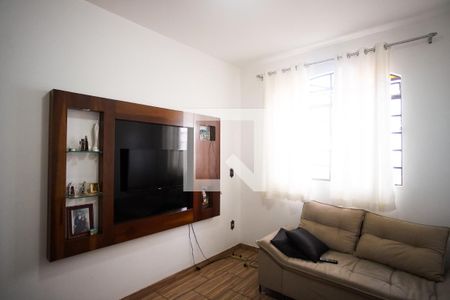Sala 2 de casa para alugar com 4 quartos, 200m² em Céu Azul, Belo Horizonte