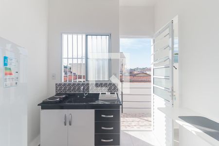 Cozinha de kitnet/studio para alugar com 1 quarto, 20m² em Jardim Cecilia, Mogi das Cruzes