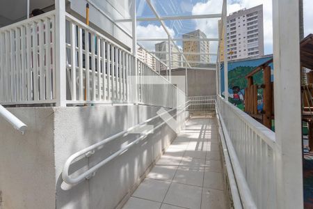 Apartamento à venda com 52m², 2 quartos e 1 vaga Apartamento à venda com 52m², 2 quartos e 1 vagaÁrea comum - rampas