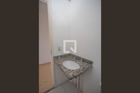 Apartamento à venda com 52m², 2 quartos e 1 vaga Apartamento à venda com 52m², 2 quartos e 1 vagaBanheiro da suíte